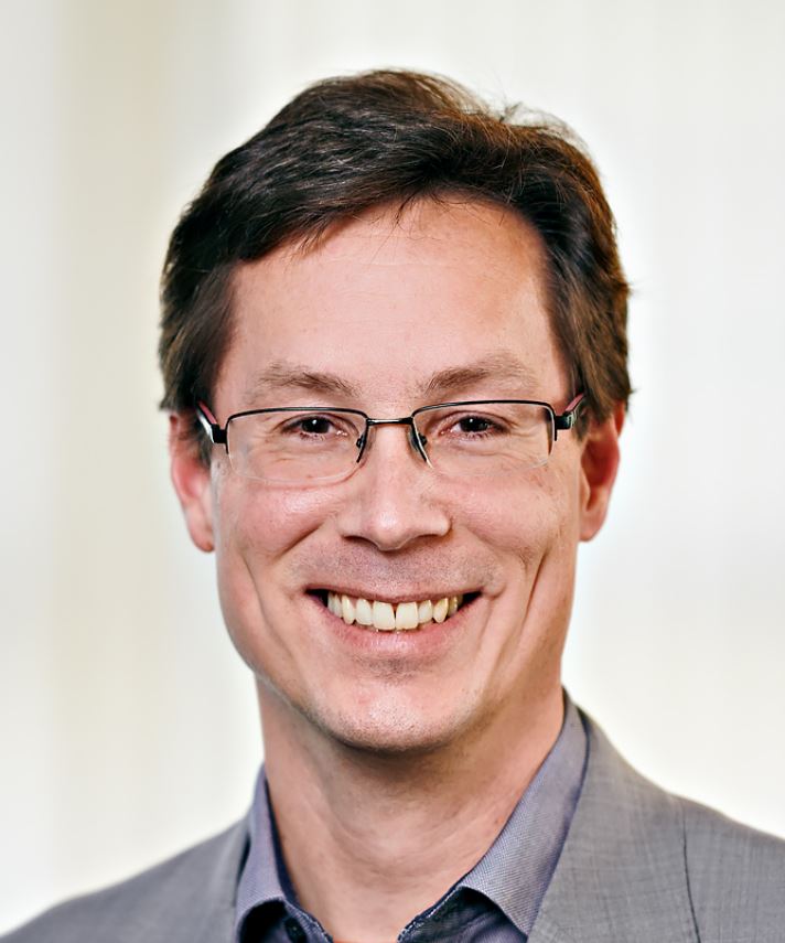 Sebastian Hallensleben portrait